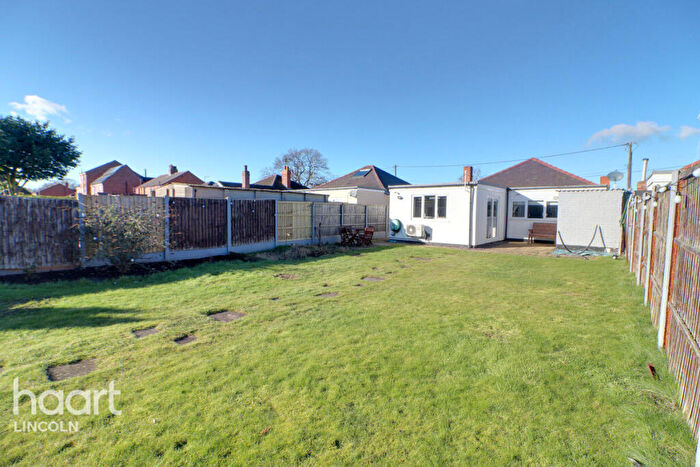3 Bedroom Detached Bungalow For Sale In Newark Road, North Hykeham, Lincoln, LN6