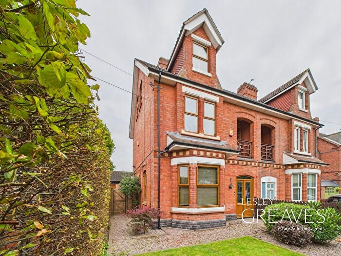 3 Bedroom Semi-Detached House For Sale In Main Road, Gedling, Nottingham, NG4