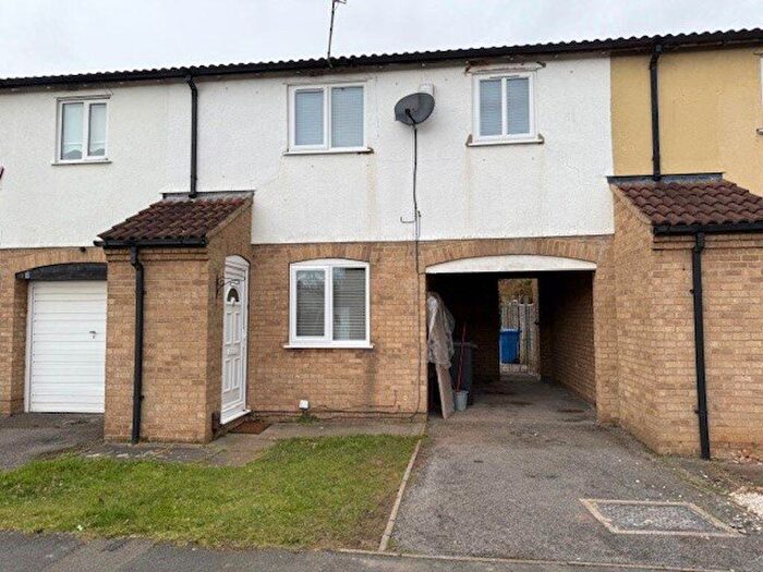 2 Bedroom House To Rent In Thorness Close, Alvaston, Derby, DE24