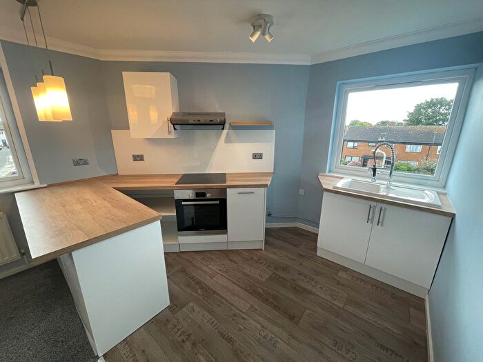 2 Bedroom Flat To Rent In Sharples Crescent, Liverpool, L23