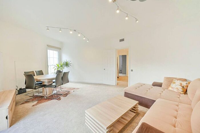 2 Bedroom Flat For Sale In Millbank, , Pimlico, London, SW1