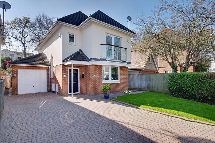 4 Bedroom Detached House For Sale In Anthonys Avenue, Lilliput, Poole, Dorset, BH14