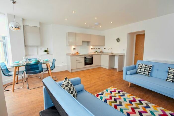 2 Bedroom Flat To Rent In Albert Road, West End, Morecambe LA4