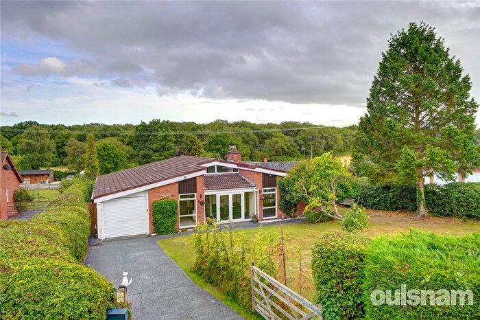 3 Bedroom Bungalow For Sale In Stoney Lane, Earls Common, Droitwich, Worcestershire, WR9