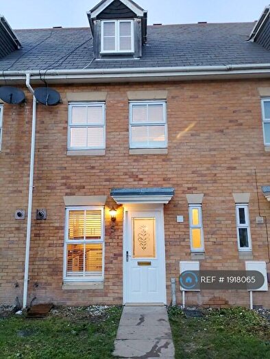 3 Bedroom Terraced House To Rent In Grovelands, Southend-On-Sea, SS2