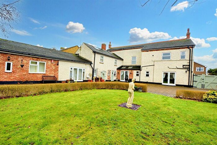 5 Bedroom Detached House For Sale In Fairfield Crescent, Sawley, NG10