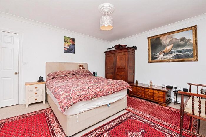 3 Bedroom Character Property For Sale In Cadbury Heath Road, Bristol, BS30