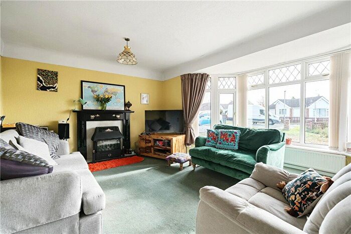 2 Bedroom Bungalow For Sale In Barkhill Road, Vicars Cross, Chester, CH3