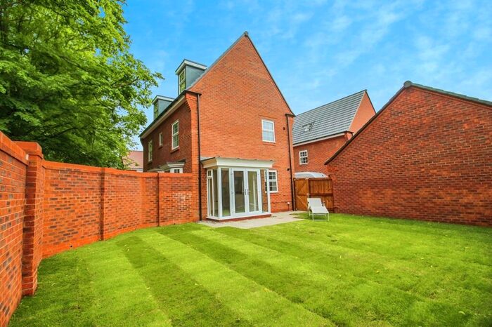 4 Bedroom Detached House To Rent In Heather Drive, Wilmslow, Cheshire, SK9