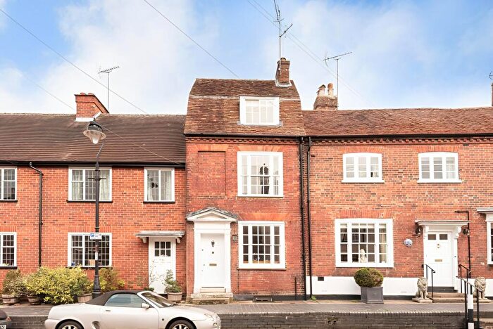 2 Bedroom House To Rent In Fishpool Street St. Albans, AL3