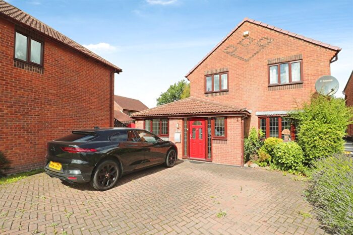 5 Bedroom Detached House For Sale In Chapel Walk, Riccall, York, YO19