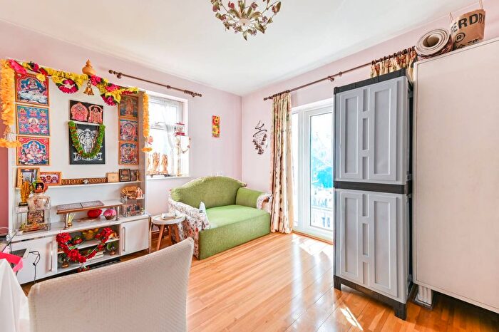 6 Bedroom Detached House To Rent In Beechcroft Gardens, Wembley Park, Wembley, HA9