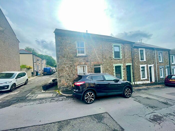 2 Bedroom End Of Terrace House To Rent In High Street, Blaenavon, Pontypool, NP4
