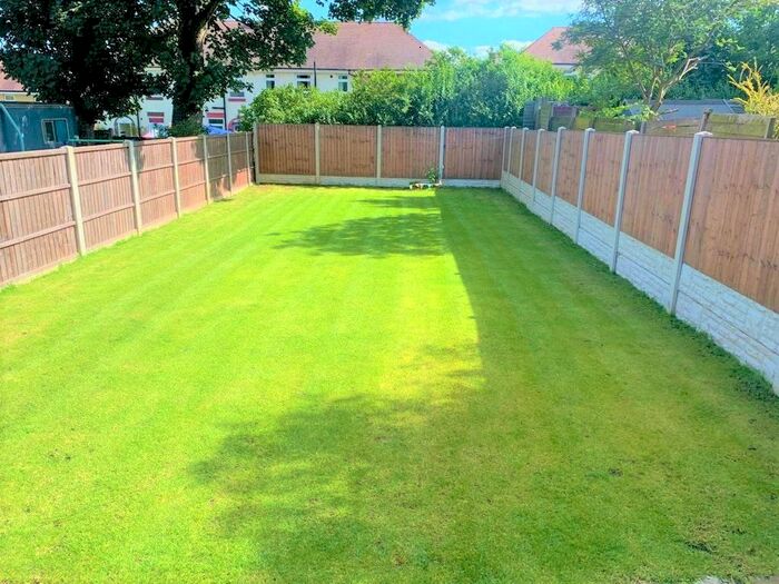 3 Bedroom Terraced House To Rent In Ronksley Road, Sheffield S5