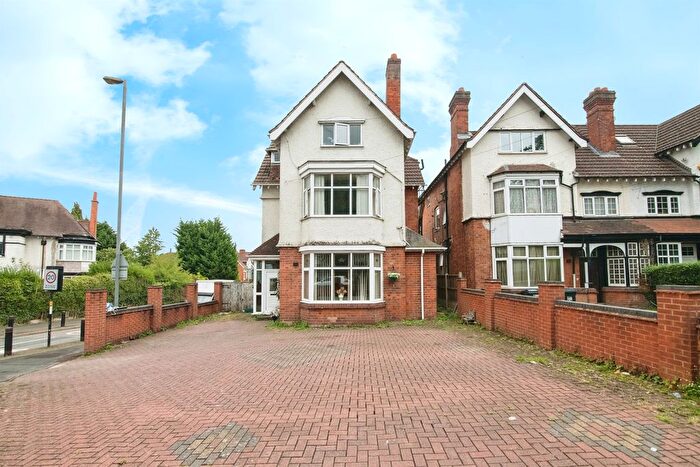 7 Bedroom Detached House For Sale In Yardley Wood Road, Birmingham, B13