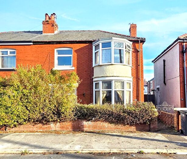 3 Bedroom Semi Detached House For Sale In Westfield Road, Blackpool, FY1