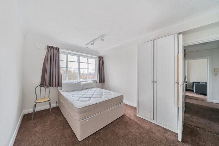 1 Bedroom Flat To Rent In Shoot Up Hill Kilburn, NW2