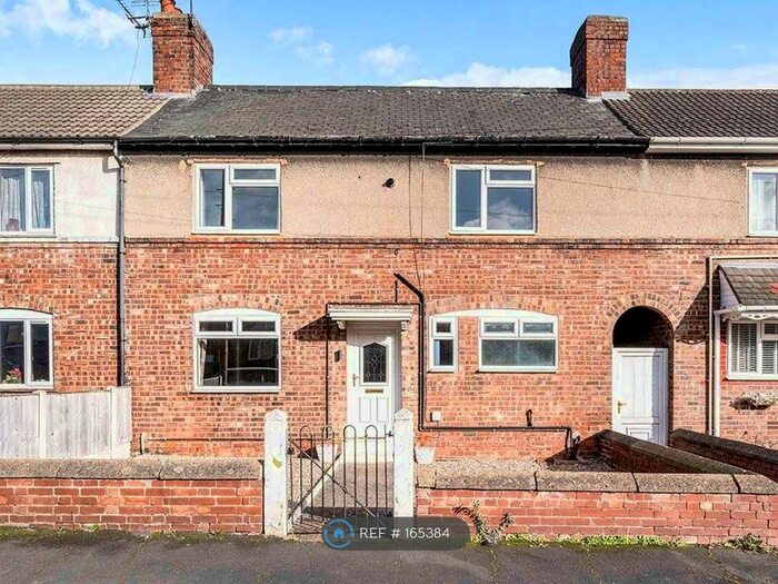 3 Bedroom Terraced House To Rent In New Street, Carcroft, Doncaster, DN6