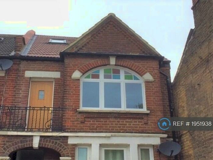 2 Bedroom Flat To Rent In Sydenham Road, London, SE26