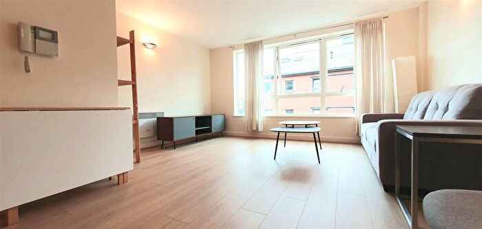 1 Bedroom Flat To Rent In Jutland House, Jutland Street, Manchester, M1