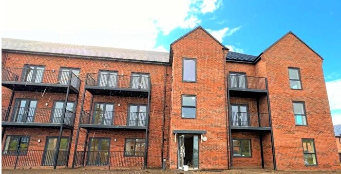 2 Bedroom Flat To Rent In Magnolia Road, Seacroft, Leeds, LS14