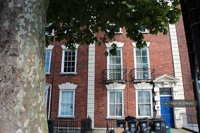 3 Bedroom Flat To Rent In Hotwell Road, Bristol, BS8