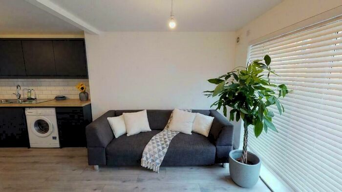 1 Bedroom Terraced House To Rent In St. Pauls Road, Southsea, Hampshire, PO5