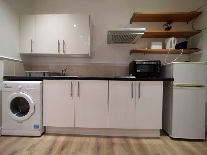 Studio To Rent In Monks Park, Wembley, London, HA9