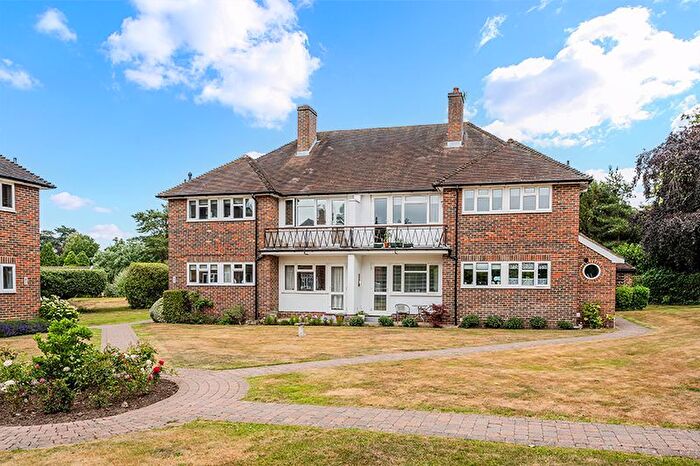 2 Bedroom Flat To Rent In Reigate Road, Reigate, RH2