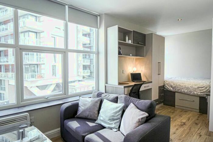 Studio To Rent In Blackfriars Road, Salford, M3