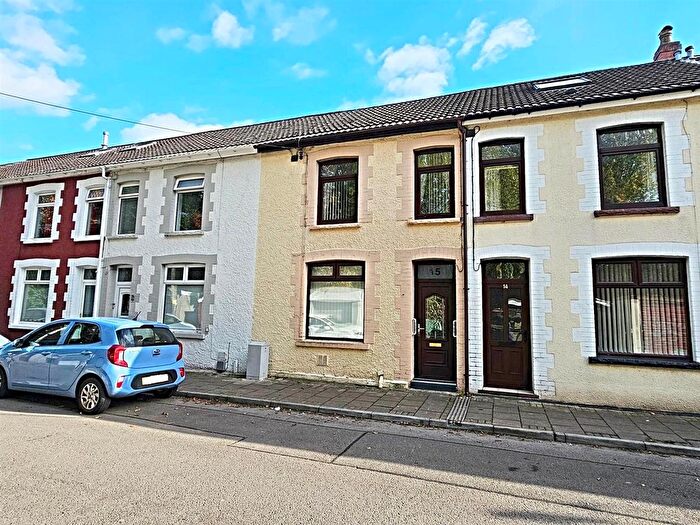 3 Bedroom Terraced House For Sale In Scarborough Road, Pontypridd, CF37