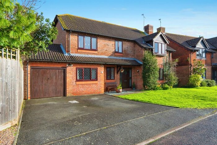5 Bedroom Detached House For Sale In Woodgate Meadow, Plumpton Green, Lewes, BN7