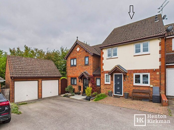 3 Bedroom Terraced House For Sale In Tanfield Drive, Billericay, CM12