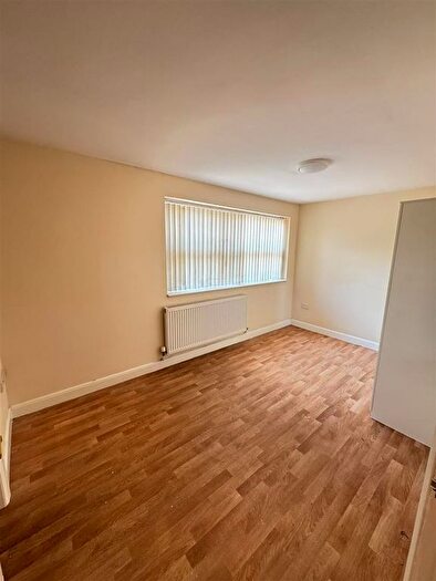 1 Bedroom Flat To Rent In Brunswick Park Road, Wednesbury, WS10