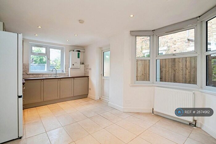 1 Bedroom Flat To Rent In Calderon Road, London, E11