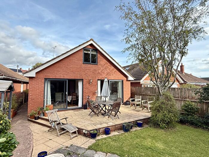 4 Bedroom Bungalow For Sale In Little Johns Cross Hill, Higher St.Thomas, EX2