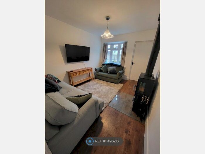 4 Bedroom End Of Terrace House To Rent In Park Street, Hungerford, RG17