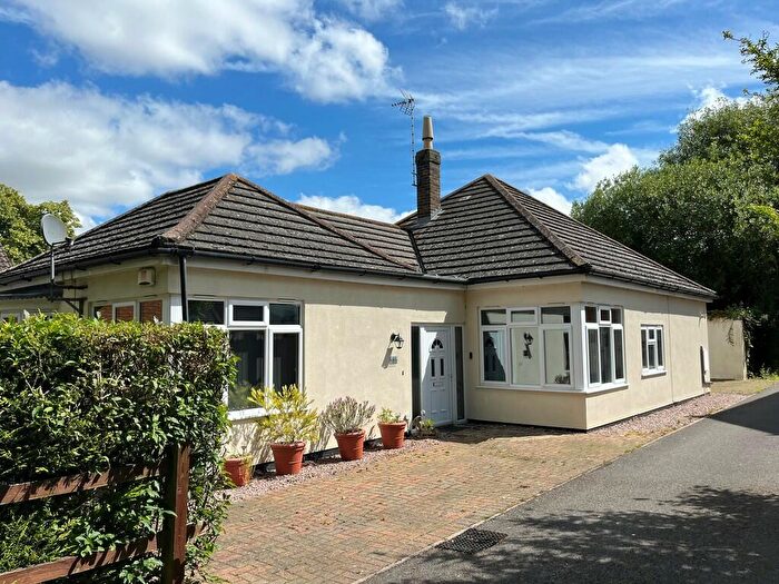 3 Bedroom Detached Bungalow For Sale In Pinchbeck Road, Spalding, PE11