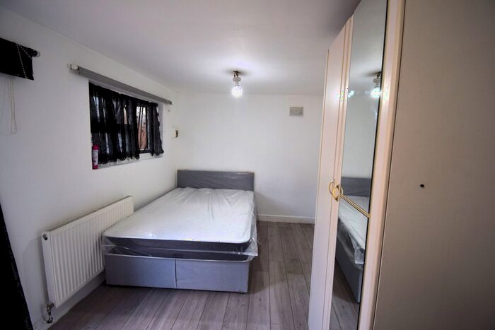 Studio To Rent In Ilford, IG3