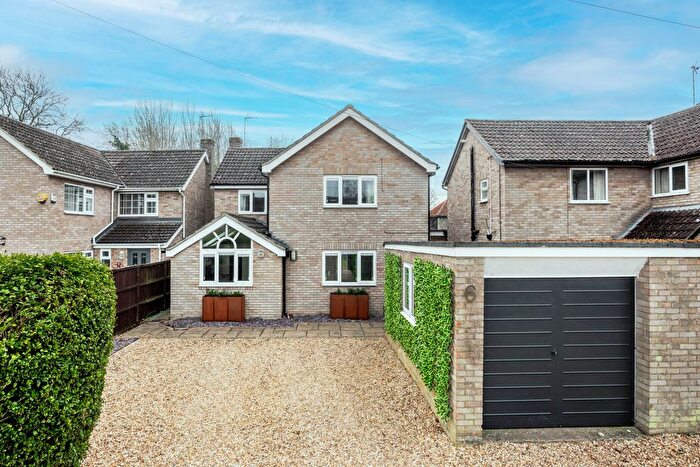 4 Bedroom Detached House For Sale In Temple Close, Duxford, CB22