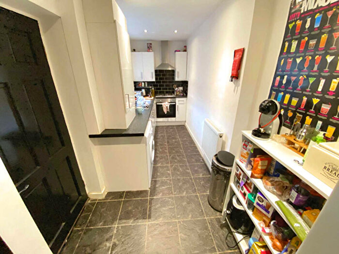 3 Bedroom House To Rent In Suffolk Street, Salford, M6