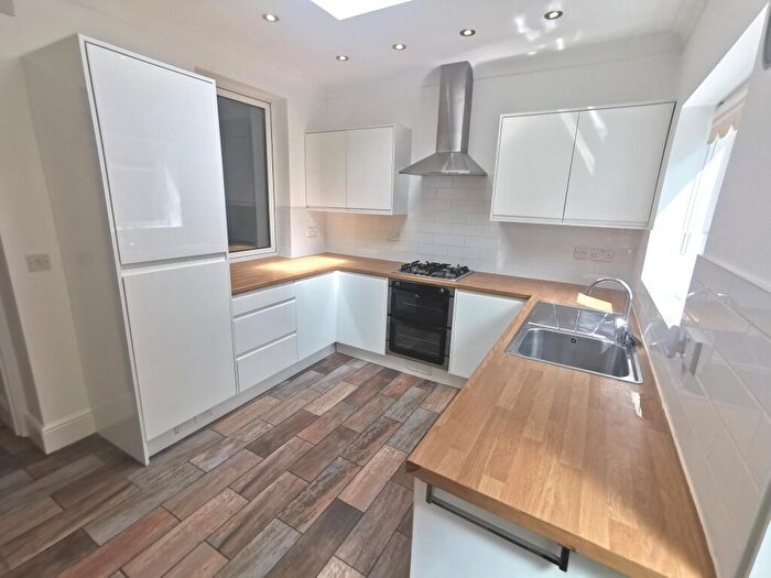 2 Bedroom House To Rent In Peniel Green Road, Llansamlet, SA7