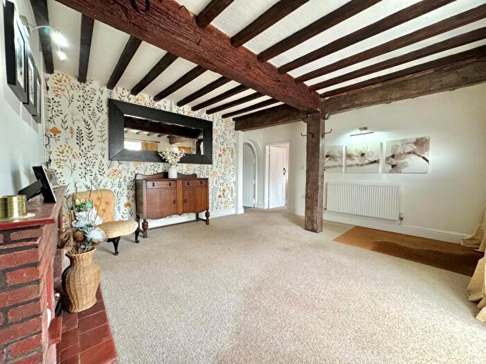 6 Bedroom Detached House For Sale In Chestnut House, East End, Long Clawson, LE14