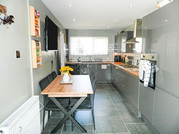 2 Bedroom Terraced House For Sale In Woodlands, Pontypool, NP4