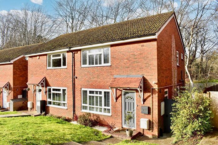 2 Bedroom Semi Detached House For Sale In Dale View, Headley, KT18