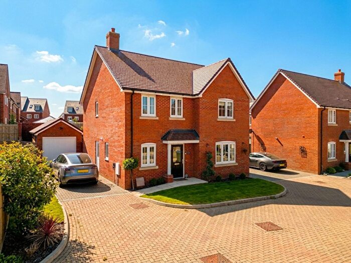 4 Bedroom Detached House For Sale In Winters Way, Steeple Claydon, MK18