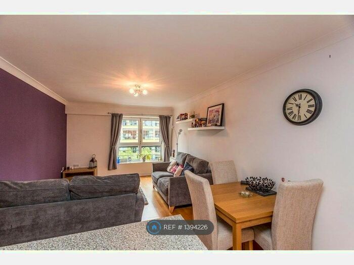 2 Bedroom Flat To Rent In Sheffield, Sheffield, S3