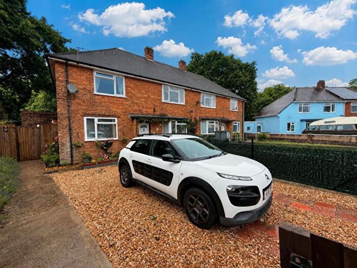 2 Bedroom Flat For Sale In Wakely Road, Bournemouth, BH11