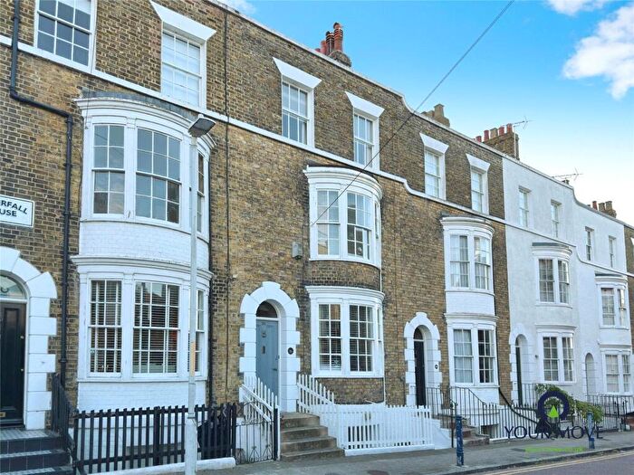 5 Bedroom Terraced House For Sale In Abbots Hill, Ramsgate, Kent, CT11