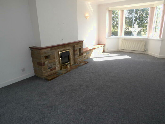 3 Bedroom Semi-Detached House To Rent In Whalley Old Road, BB1
